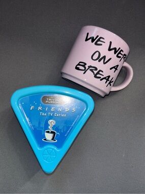 FRIENDS Trivia Pursuit TV Series Game and mug